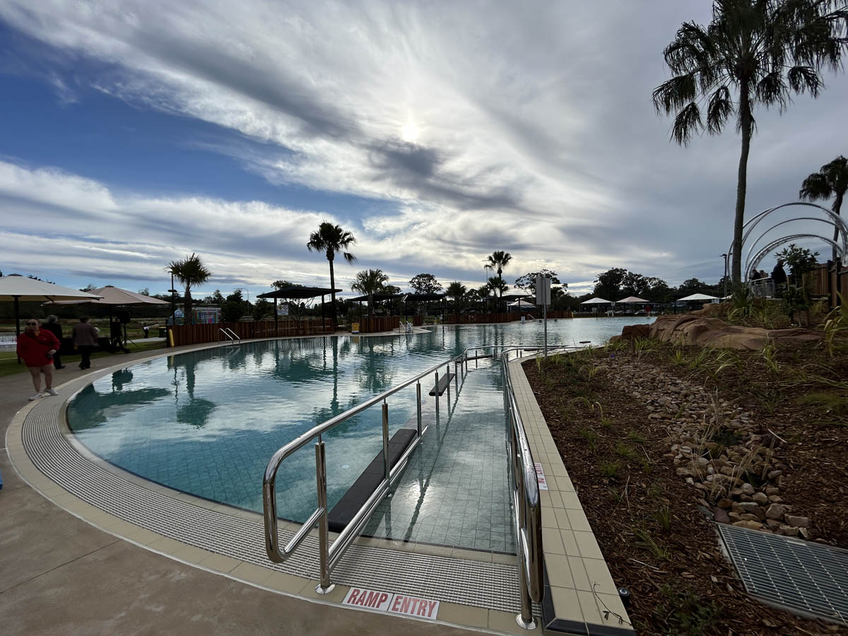 Billabong Parklands_Public Pool 2