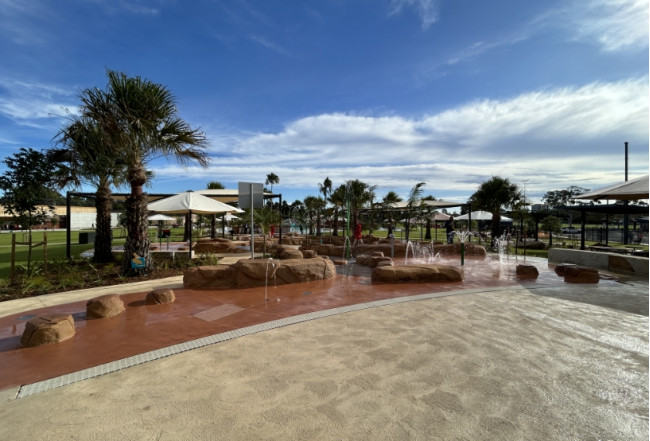 Billabong Parklands_Public Water Feature